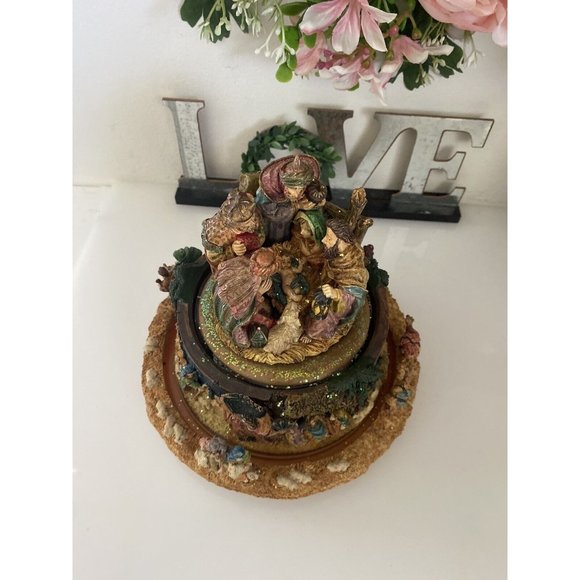 Vintage Story of Jesus Birth Nativity Scene Wind up Musical Plays O‎ Holy Night - Picture 15 of 16